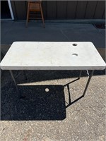 4' x 2' Foldable Table