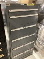 6-drawer tool chest