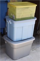 3 CLEAN STORAGE TOTES WITH LIDS