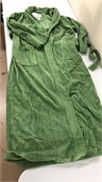 House of Chenille Robe Size Large