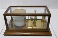 Lennie & Thomson Measuring Device