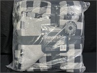 NEW Berkshire Blanket Reversible Twin Blanket