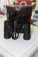 Stellar 7 X 35 Binoculars with Case
