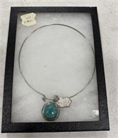 .925 Sterling Turquoise Ladies Necklace