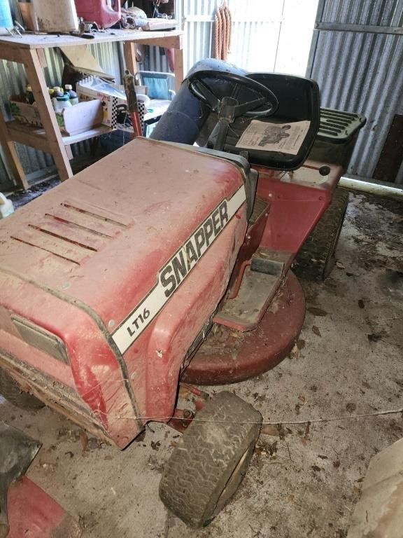 Snapper LT16 Riding Mower Been Setting in Shed