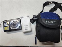Sony DSC-W120 Super Steady Shot digital camera