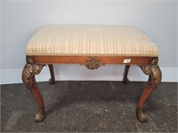 LADIES DRESSING BENCH MATCHES ADDITIONAL LOTS