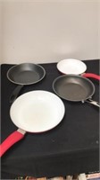 4 frying pans