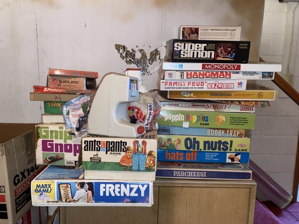 LARGE LOT OF CHILDREN'S BOARD GAMES, SUPER SOOTH