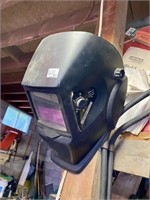 WELDING HELMET