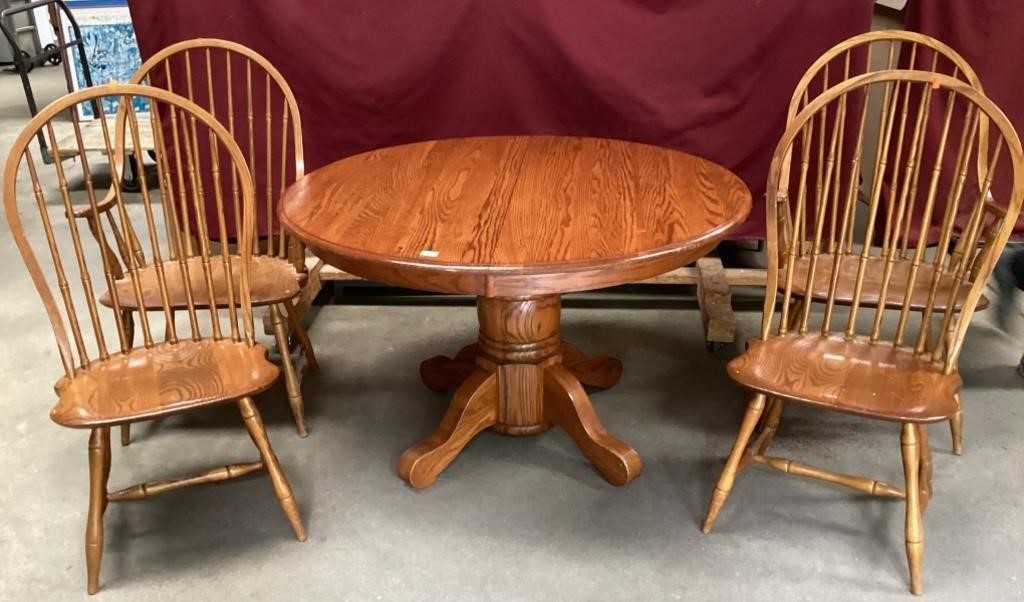Nice Solid Oak Table & 4 Chairs By Bent & Bros