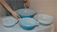 4 piece Pyrex nesting Set ~ Blue Horizon