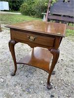 SOLID MAHOGANY 1 DRAWER QUEEN ANNE STAND