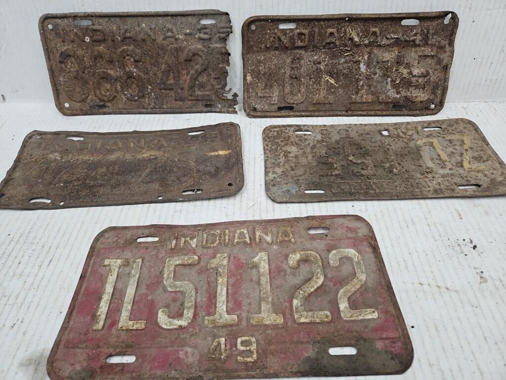 1935 -49-56-41-+  Indiana License Plates