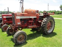 IH Farmall 656 Tractor - LP