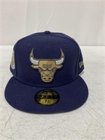 NEW ERA, CHICAGO BULLS HAT, SIZE: 7-3/4 (61.5 CM.)