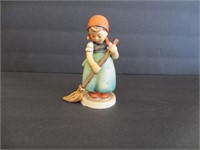 Hummel Figurine, Girl Sweeping