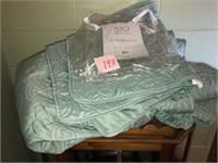 Quilted King Bedspread Set
