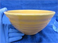 old tan bauer pottery mix bowl (8in diameter)