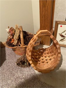 lot of baskets - great wooden baskets