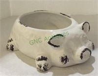 Lazy pig ceramic planter pot measuring 3 1/2