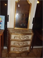Accent Table w/Mirror