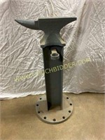 45 lbs Solid steel anvil and stool