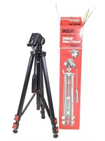 RCA Deluxe Video Tripod AC031