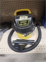 Stanley 1 gal. shop vac