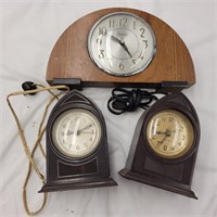 Vintage clocks, untested, need repair