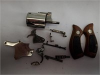 Smith & Wesson Revolver Parts