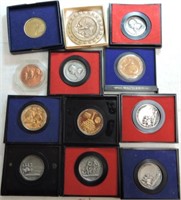 Lot of 12 bronze and pewter medals