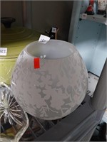 Globe Shape Table Lamp
