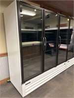MB master- Bilt Blg Plus 3 Glass Door Freezer