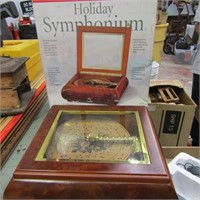 Mr. Christmas Holiday Symphonium music box.