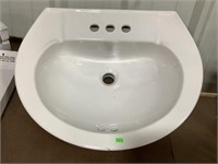 Single bowl sink 22.5 x 18 White damaged