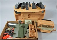 Vtg GI Joe Mobile Command Center w/ Parts