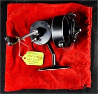 Spinning Fishing Reel Vintage Mitchell 304/CAP1960