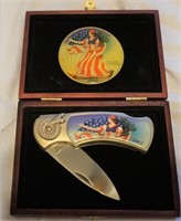 2002 patriotic pocket knive in box