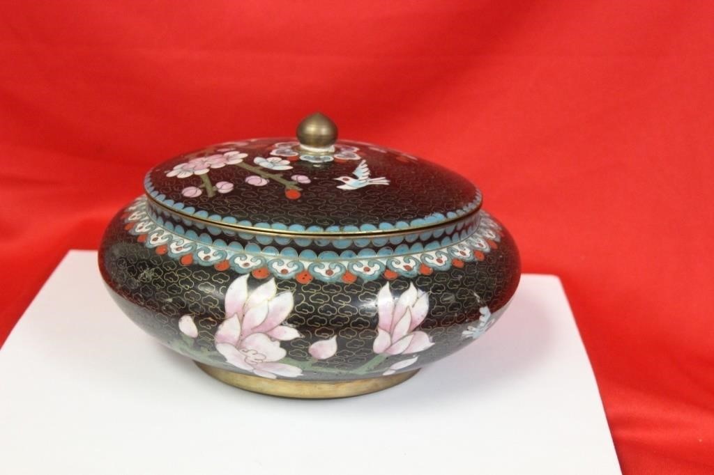 A Cloisonne Cover Bowl