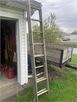 16’ aluminum extension ladder