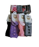 7 PAIRS OF KIDS SOCKS SIZE 3 MIXED