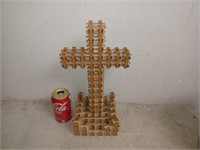 Croix fait en bois léger