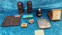 11 - MIXED LOT OF VINTAGE COLLECTIBLES (A237)
