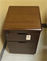 ROLLING LOCKING SIDE CABINET W/ FILE STORAGE