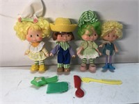 Vintage lot of Strawberry Shortcake doll lot