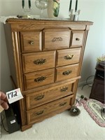 Oak Chest of Drawers