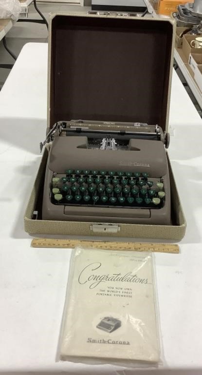 Smith Corona portable manual typewriter