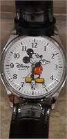 Mickey Mouse watch Disney Quartz, working