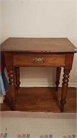 ANTIQUE OAK TABLE WITH DRAWER